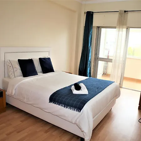 Séjour chez l'habitant 3 Com Ar Acondicionado Areeiro *