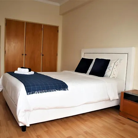 3 Com Ar Acondicionado Areeiro Lisbon