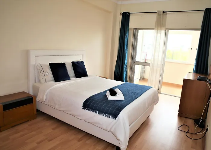 Homestay 3 Com Ar Acondicionado Areeiro *